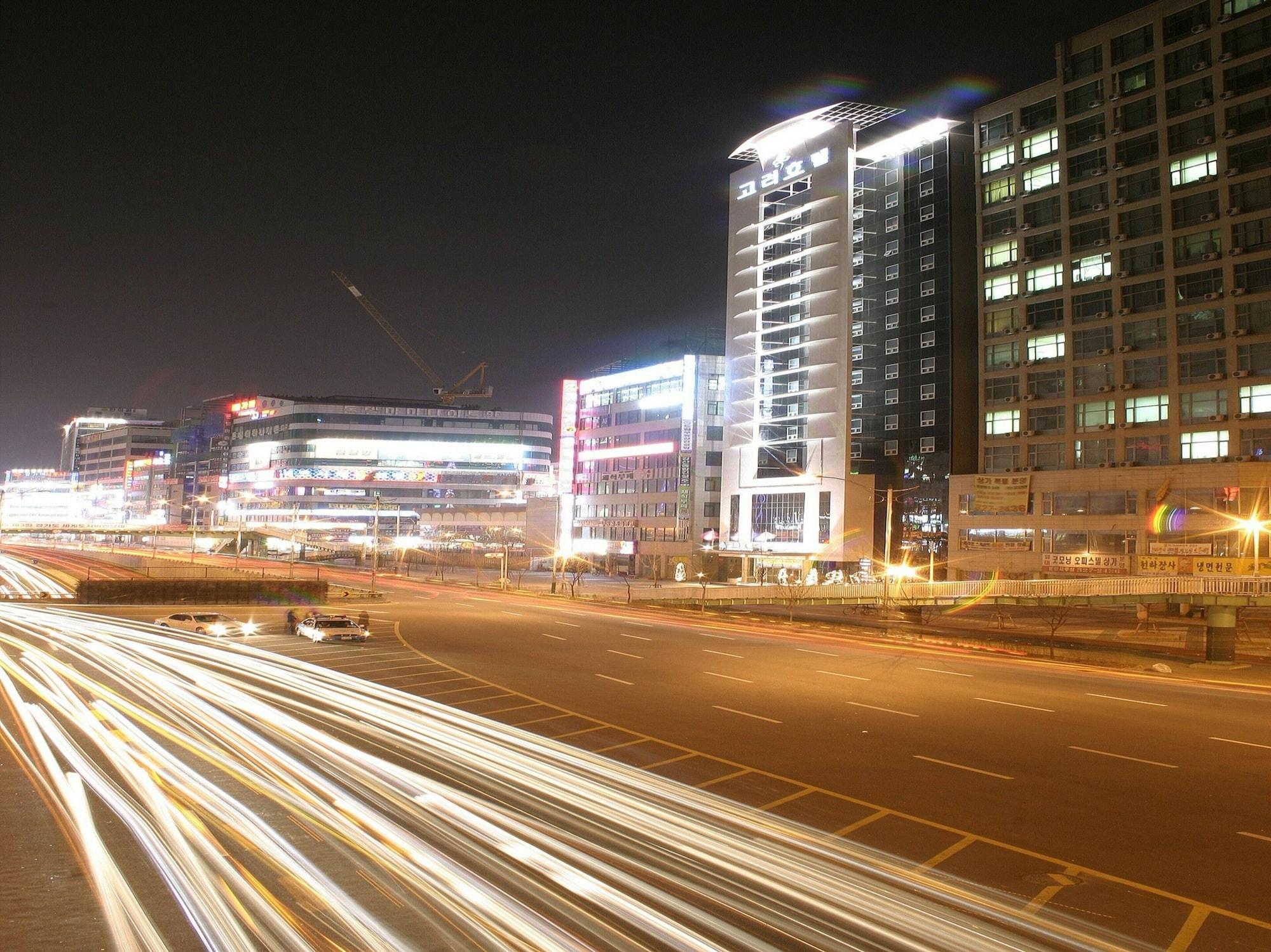 The Koryo Hotel Пучхон Экстерьер фото