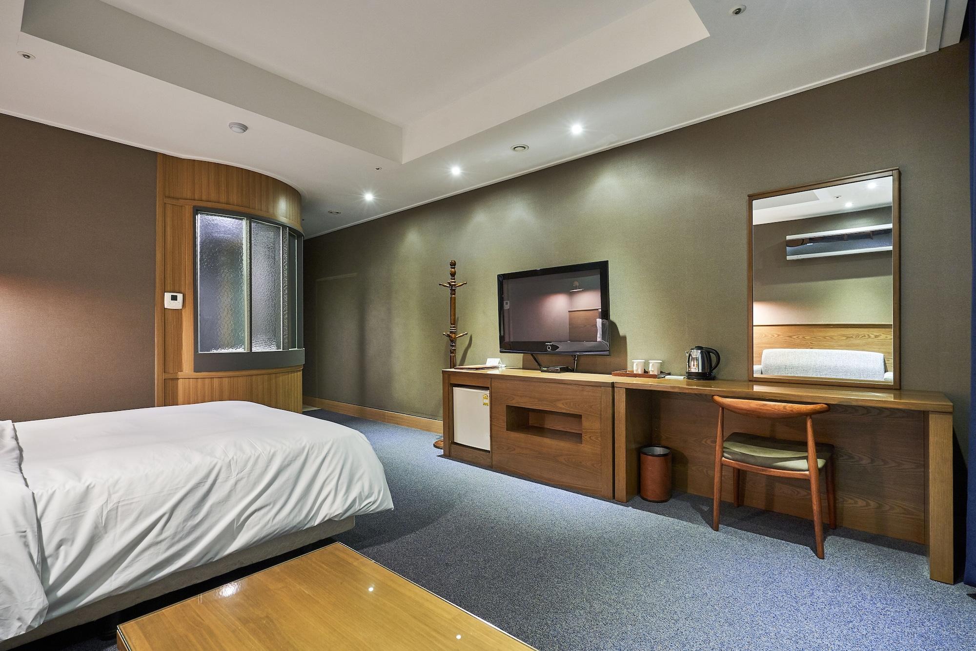 The Koryo Hotel Пучхон Экстерьер фото