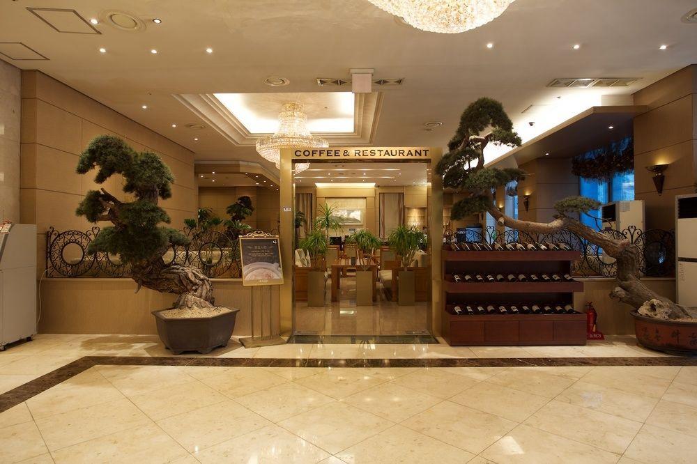 The Koryo Hotel Пучхон Экстерьер фото