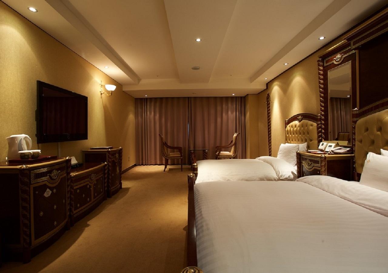 The Koryo Hotel Пучхон Экстерьер фото